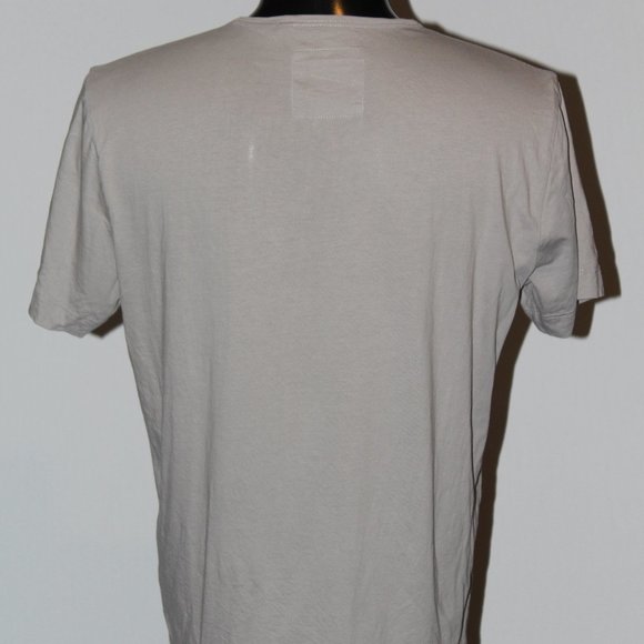 Hugo Boss Grey and Purple T Shirt Tag Size XL (fits closer to L) - Picture 2 of 4